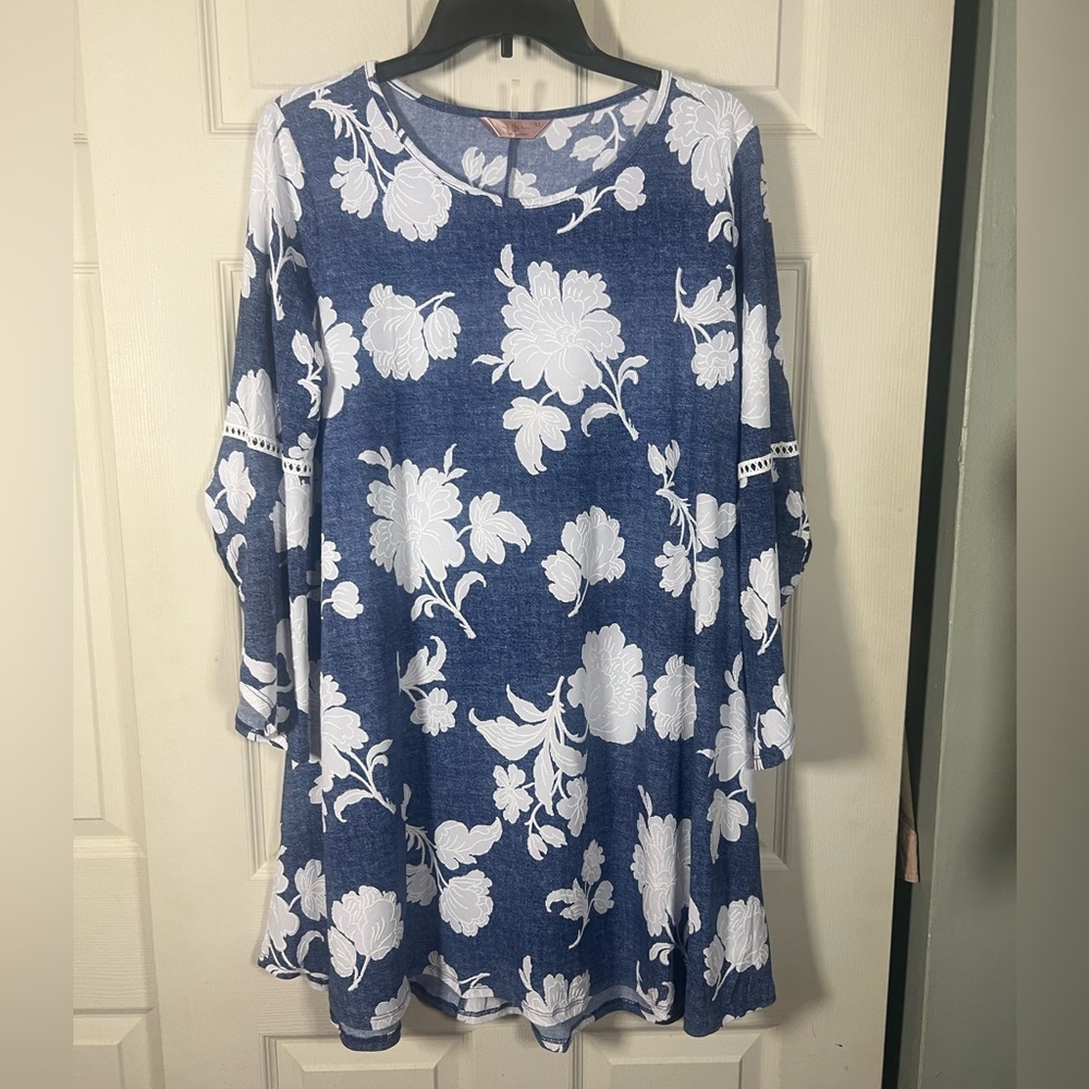 Textured Boho Floral Blue and White Tunic / Mini Denim -Style Dress Bell Sleeves